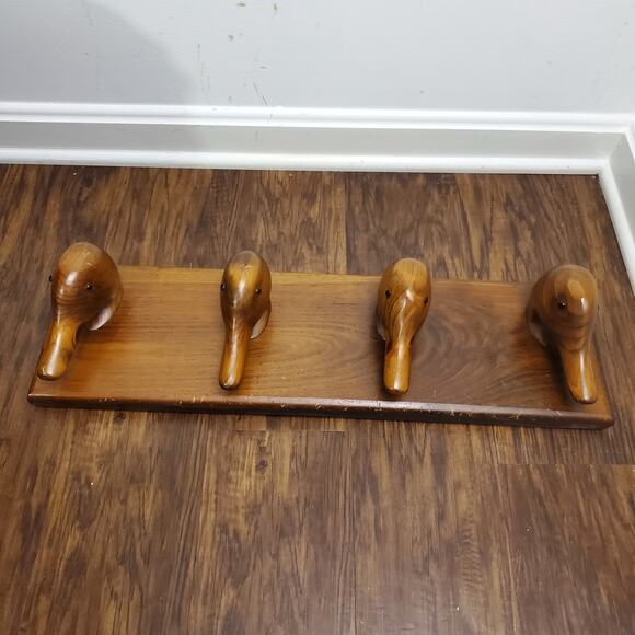Vintage EdgeComb Solid Wood Carved 4 Mallard Ducks Head-Shaped Hat & Coat Rack - Picture 4 of 11